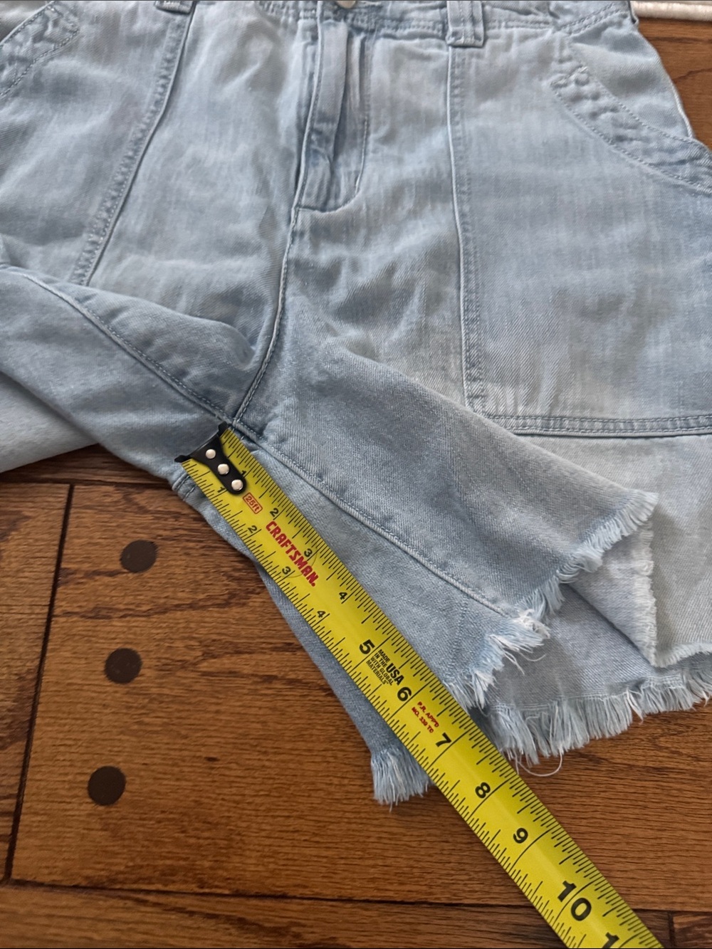PILCRO Super High Rise Denim Bermuda Shorts Raw Hem Patch Pockets Jorts Size 28 - Picture 9 of 9